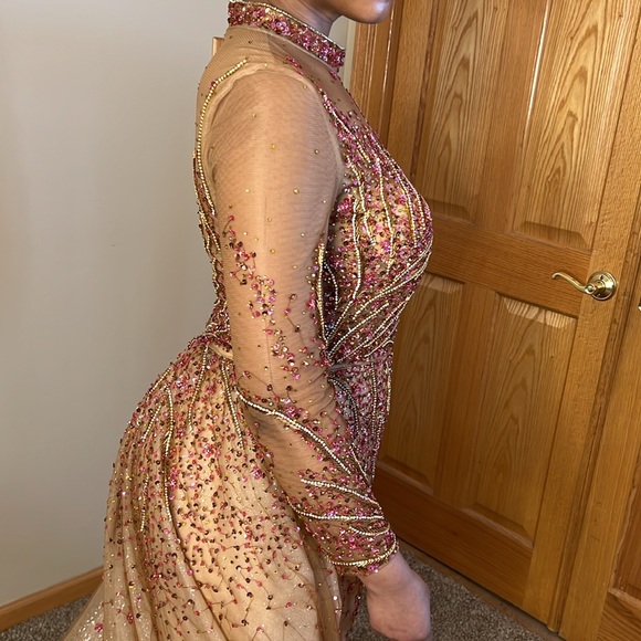 Custom Evening gown red rhinestone jewel encrusted rose gold sequin dress size 6 - Picture 14 of 16